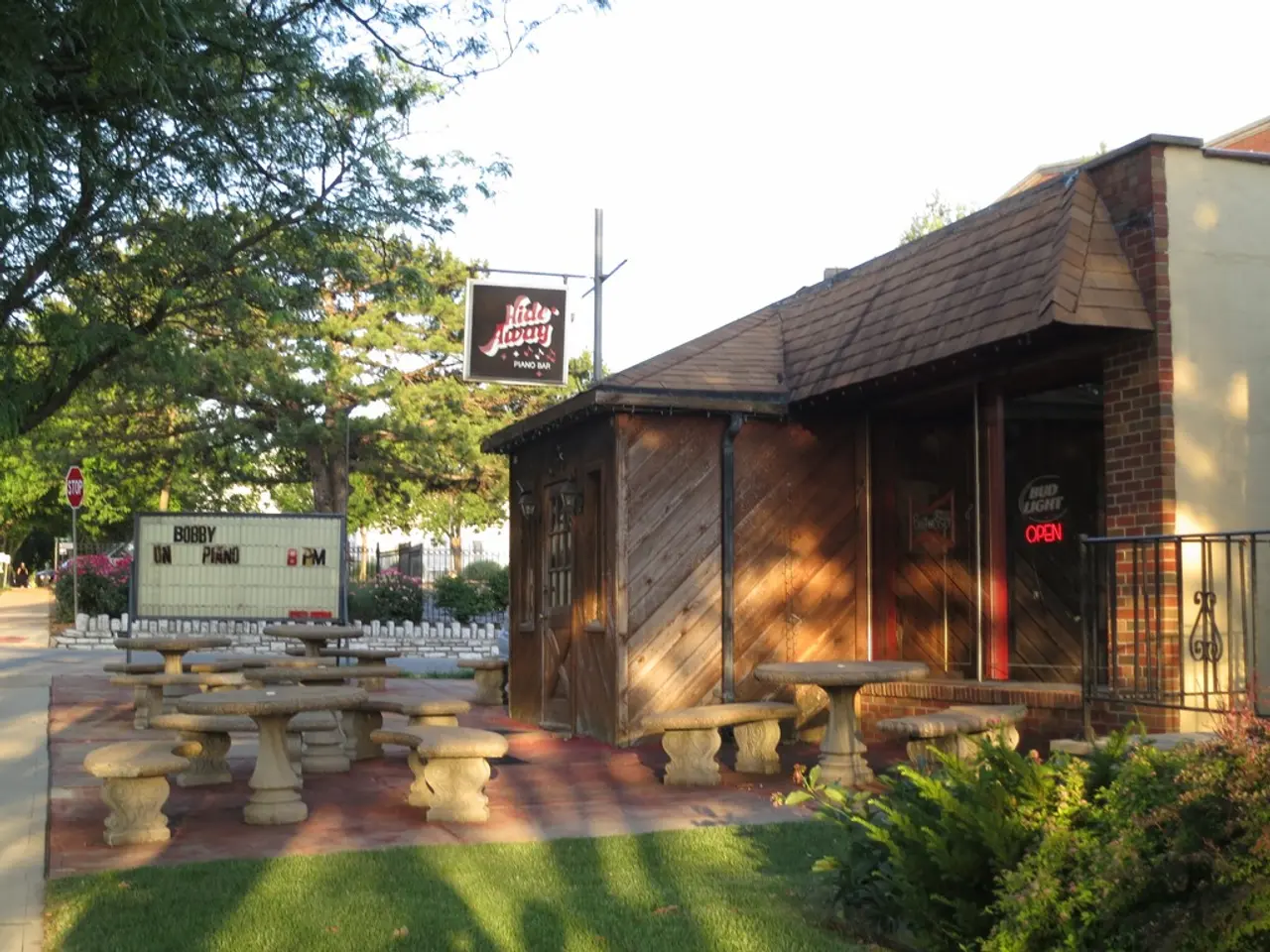 Guide on Palworld: Delving into the Terraria Update, Exploring Breeding Combinations, and Crafting...