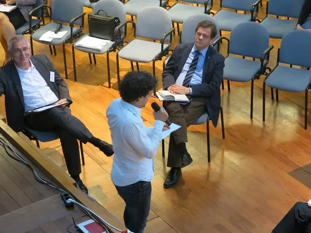 Utilizing Podcasts for Effective Pronunciation Training in Language Learning