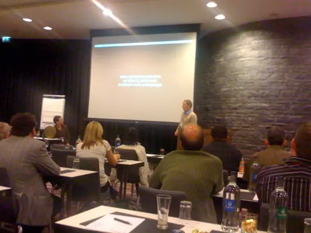 Discovering Proficient English Comprehension through TED Discussions