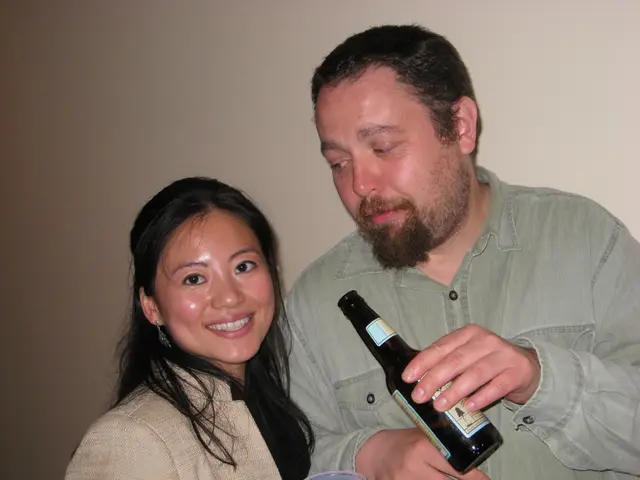 Unmasking Deceit: Uncovering the Top 5 Strategies Used by Romance Scammers!