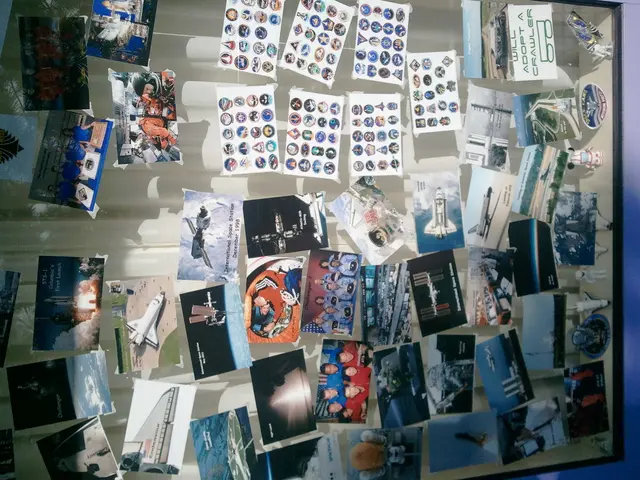 Achieving zero emissions in the glass manufacturing sector: routes and tactics