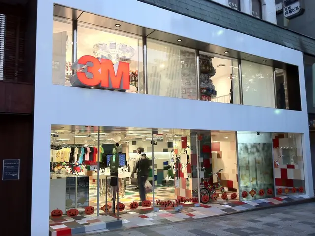 Experience opulent 1920s elegance at the North Shore Historical Museum's "Gatsby at 100!" Galatic...